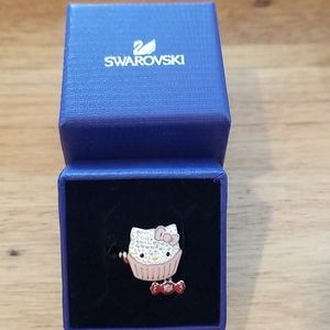 NIB Swarovski Hello Kitty Cupcake Size 7 Limited